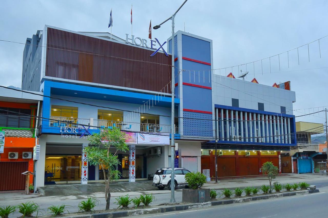 Horison Express Sentani Hotel Jayapura Kültér fotó