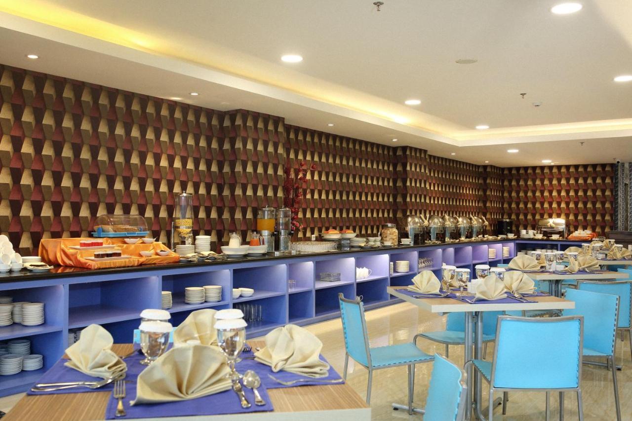 Horison Express Sentani Hotel Jayapura Kültér fotó