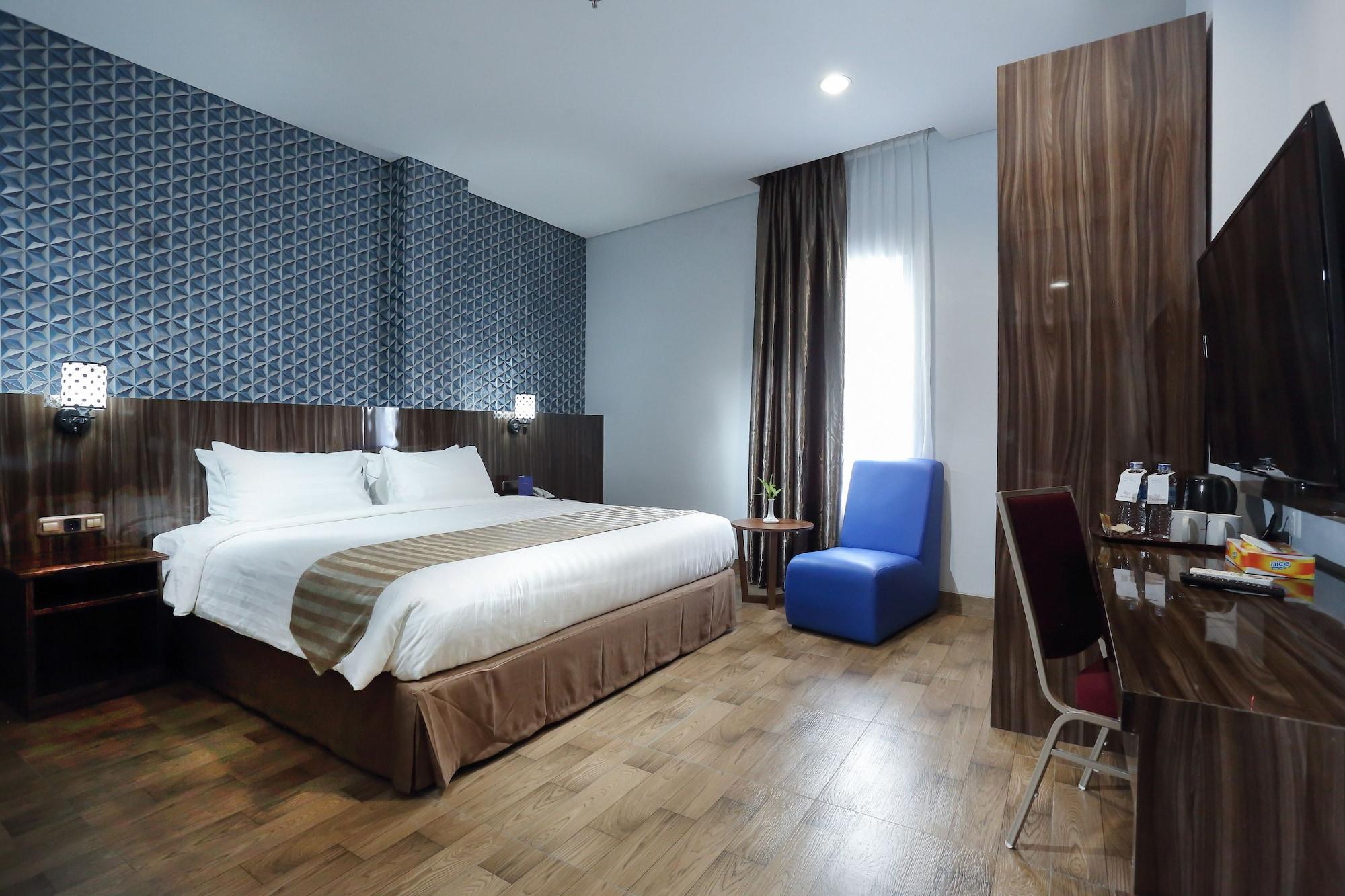 Horison Express Sentani Hotel Jayapura Kültér fotó